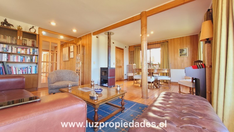 Vía Azul N°1050, Lomas de Reloncaví - Luz Propiedades