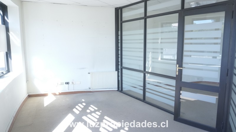 Benavente N&ordm;405, Of.605, Ed. Puerto Nuevo - Luz Propiedades