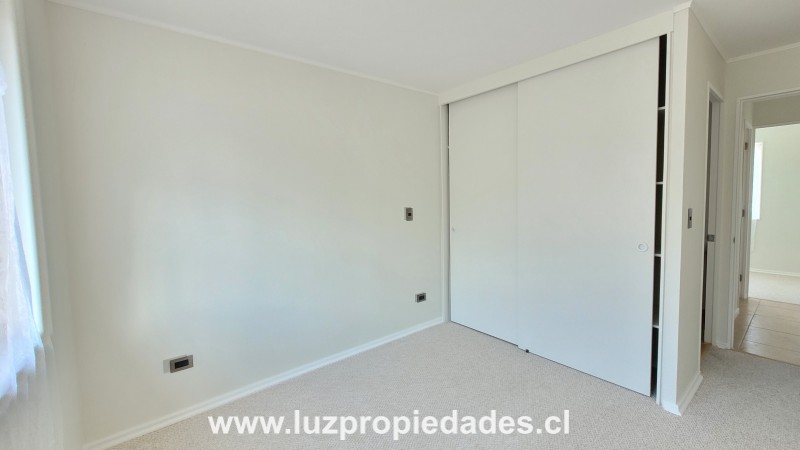 Alanqueo N&deg;4674, Santuario de la Laguna, Valle Volcanes - Luz Propiedades