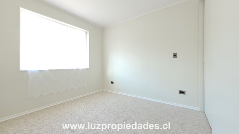 Alanqueo N&deg;4674, Santuario de la Laguna, Valle Volcanes - Luz Propiedades