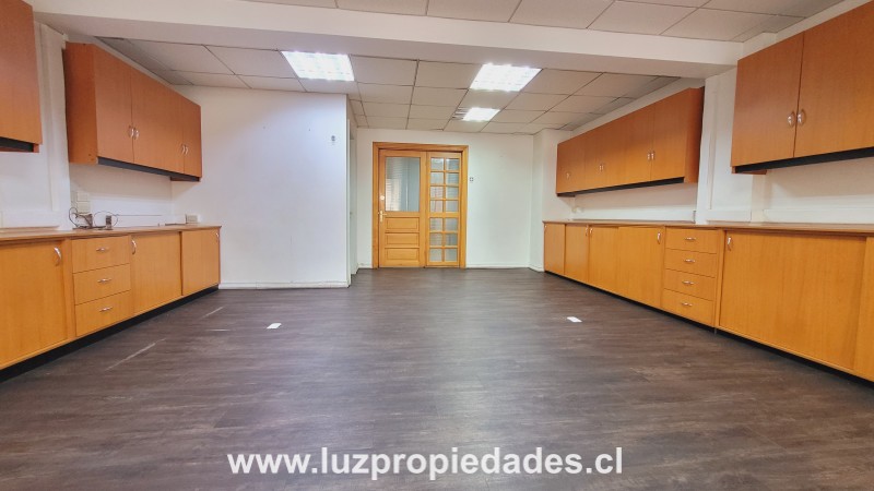 Antonio Varas N°216, Of. 403., Ed. Torres del Puerto - Luz Propiedades