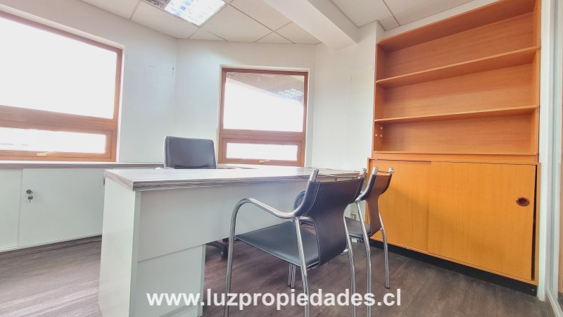 Antonio Varas N°216, Of. 403., Ed. Torres del Puerto - Luz Propiedades