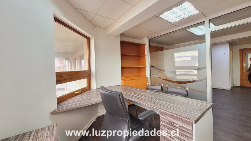 Antonio Varas N°216, Of. 403., Ed. Torres del Puerto - Luz Propiedades