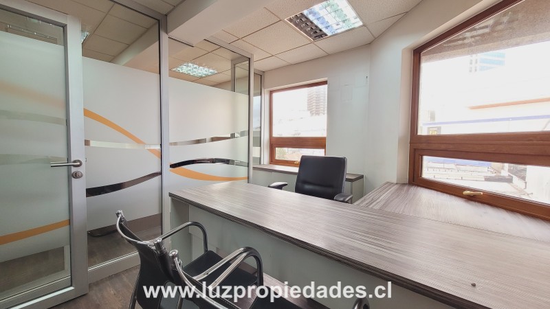 Antonio Varas N°216, Of. 403., Ed. Torres del Puerto - Luz Propiedades