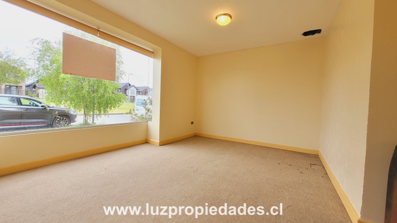 Avenida Austral N&ordm; 1369, Jard&iacute;n Austral - Luz Propiedades