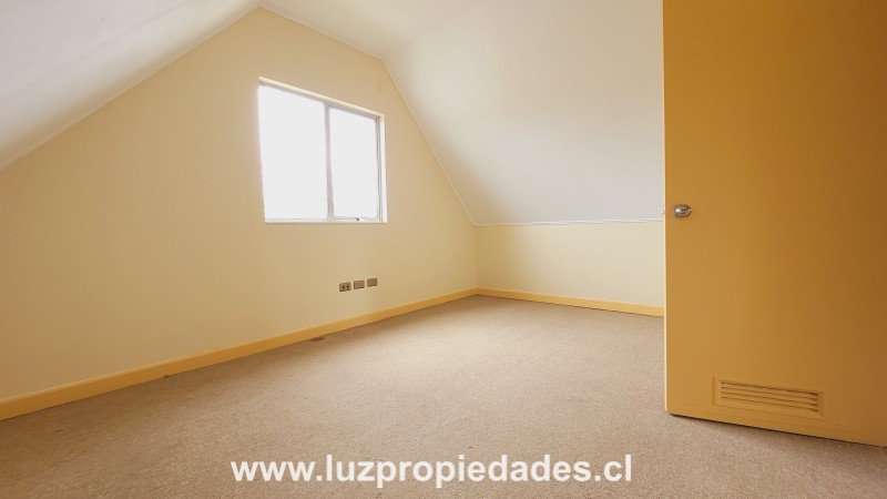 Avenida Austral N&ordm; 1369, Jard&iacute;n Austral - Luz Propiedades