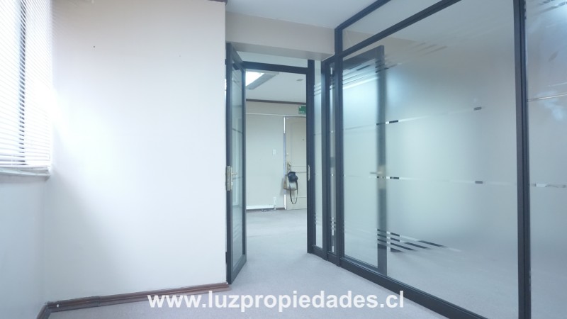 Benavente N&ordm;840, Ed. Baquedano, Of. 208 - Luz Propiedades