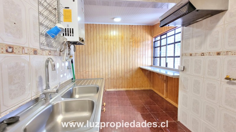 Borde N°1708, Pje 12, Jardines Mirador, Cardonal - Luz Propiedades
