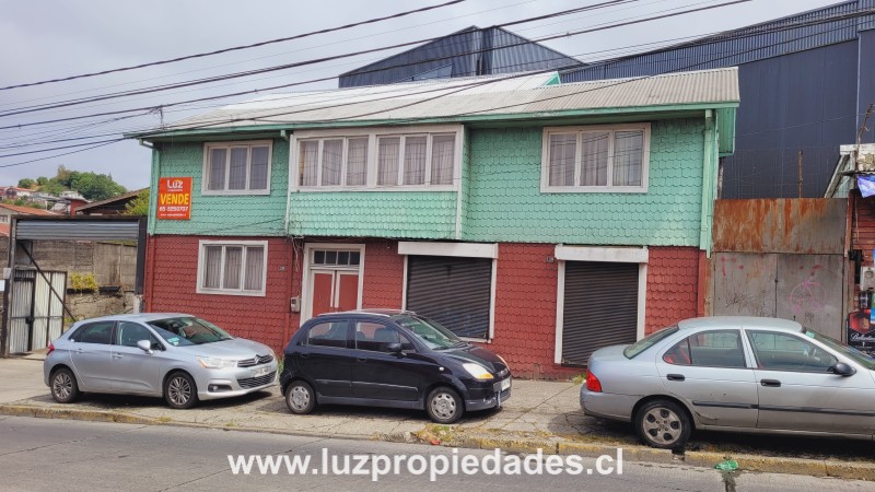 Chorrillo  N°1130 y N°1134, sector Puerto  - Luz Propiedades