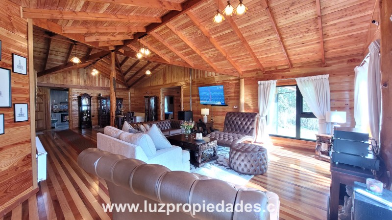 Las Quemas, sector Pullencho - Luz Propiedades