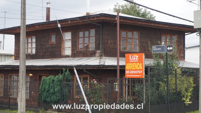 Pinto Aguero Nº129, Población Libertad - Luz Propiedades
