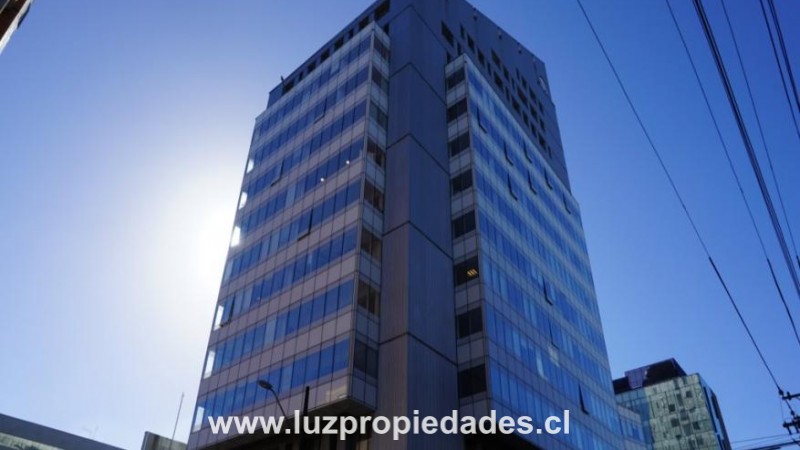 Quillota N&ordm; 175, Of. 1414, Ed. CCHC - Luz Propiedades