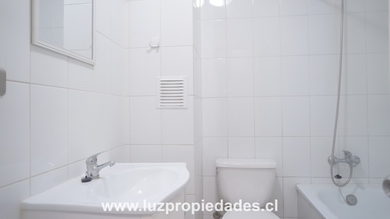 Regimiento Nº1321, Depto 402, Torre 8, Plaza del Valle - Luz Propiedades