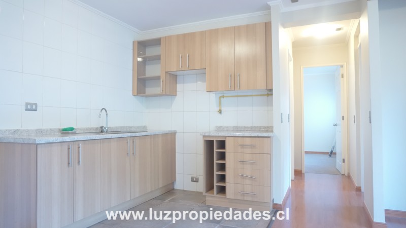 Regimiento Nº1321, Depto 402, Torre 8, Plaza del Valle - Luz Propiedades