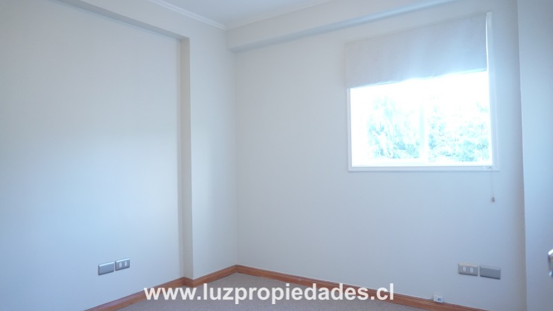 Regimiento Nº1321, Depto 402, Torre 8, Plaza del Valle - Luz Propiedades