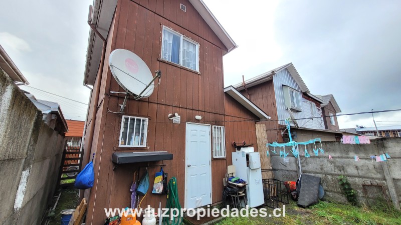 René Salinas Palacios N°1520, Sector Bosquemar - Luz Propiedades