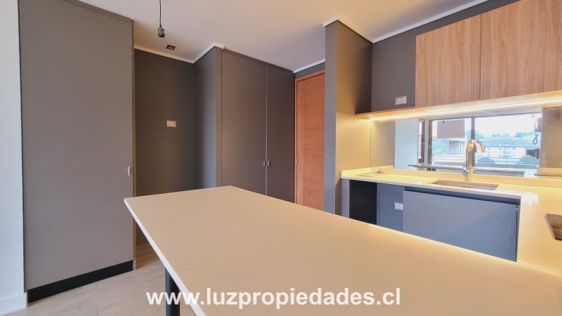 Walker Martinez N&deg;668, Depto. 811,  Condominio Peninsula Vista - Luz Propiedades